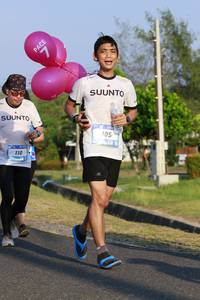 BIB: 105, 110
                            <button type="button" onclick="openModal(3176198)" class="btn btn-primary btn-sm float-right btn-popup" data-toggle="modal" data-target=".modal-high-quality">
                        <i class="fas fa-shopping-cart"></i> Add to Cart
                    </button>
                                            <button type="button" onclick="isThisMe(3176198, true)" class="btn btn-success btn-sm float-right btn-popup btn-isme hidden" data-toggle="tooltip" data-placement="bottom" title="นี่คือรูปของคุณใช่ไหม คลิกที่นี่เพื่อเอาเข้าอัลบั้ม">
                        <i class="fas fa-plus"></i> Add to album
                    </button>
                    <button type="button" onclick="isThisMe(3176198, false)" class="btn btn-warning btn-sm float-right btn-popup btn-isnotme hidden">
                        <i class="fas fa-ban"></i> Remove from album
                    </button>