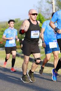 BIB: 6591, 033
                            <button type="button" onclick="openModal(3175036)" class="btn btn-primary btn-sm float-right btn-popup" data-toggle="modal" data-target=".modal-high-quality">
                        <i class="fas fa-shopping-cart"></i> Add to Cart
                    </button>
                                            <button type="button" onclick="isThisMe(3175036, true)" class="btn btn-success btn-sm float-right btn-popup btn-isme hidden" data-toggle="tooltip" data-placement="bottom" title="นี่คือรูปของคุณใช่ไหม คลิกที่นี่เพื่อเอาเข้าอัลบั้ม">
                        <i class="fas fa-plus"></i> Add to album
                    </button>
                    <button type="button" onclick="isThisMe(3175036, false)" class="btn btn-warning btn-sm float-right btn-popup btn-isnotme hidden">
                        <i class="fas fa-ban"></i> Remove from album
                    </button>