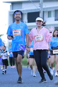 BIB: 8951, 8950, 9858
                            <button type="button" onclick="openModal(3155991)" class="btn btn-primary btn-sm float-right btn-popup" data-toggle="modal" data-target=".modal-high-quality">
                        <i class="fas fa-shopping-cart"></i> Add to Cart
                    </button>
                                            <button type="button" onclick="isThisMe(3155991, true)" class="btn btn-success btn-sm float-right btn-popup btn-isme hidden" data-toggle="tooltip" data-placement="bottom" title="นี่คือรูปของคุณใช่ไหม คลิกที่นี่เพื่อเอาเข้าอัลบั้ม">
                        <i class="fas fa-plus"></i> Add to album
                    </button>
                    <button type="button" onclick="isThisMe(3155991, false)" class="btn btn-warning btn-sm float-right btn-popup btn-isnotme hidden">
                        <i class="fas fa-ban"></i> Remove from album
                    </button>