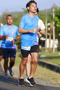 BIB: 584
                            <button type="button" onclick="openModal(3174609)" class="btn btn-primary btn-sm float-right btn-popup" data-toggle="modal" data-target=".modal-high-quality">
                        <i class="fas fa-shopping-cart"></i> Add to Cart
                    </button>
                                            <button type="button" onclick="isThisMe(3174609, true)" class="btn btn-success btn-sm float-right btn-popup btn-isme hidden" data-toggle="tooltip" data-placement="bottom" title="นี่คือรูปของคุณใช่ไหม คลิกที่นี่เพื่อเอาเข้าอัลบั้ม">
                        <i class="fas fa-plus"></i> Add to album
                    </button>
                    <button type="button" onclick="isThisMe(3174609, false)" class="btn btn-warning btn-sm float-right btn-popup btn-isnotme hidden">
                        <i class="fas fa-ban"></i> Remove from album
                    </button>