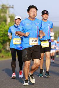 BIB: 9526, 9588, 9525
                            <button type="button" onclick="openModal(3180895)" class="btn btn-primary btn-sm float-right btn-popup" data-toggle="modal" data-target=".modal-high-quality">
                        <i class="fas fa-shopping-cart"></i> Add to Cart
                    </button>
                                            <button type="button" onclick="isThisMe(3180895, true)" class="btn btn-success btn-sm float-right btn-popup btn-isme hidden" data-toggle="tooltip" data-placement="bottom" title="นี่คือรูปของคุณใช่ไหม คลิกที่นี่เพื่อเอาเข้าอัลบั้ม">
                        <i class="fas fa-plus"></i> Add to album
                    </button>
                    <button type="button" onclick="isThisMe(3180895, false)" class="btn btn-warning btn-sm float-right btn-popup btn-isnotme hidden">
                        <i class="fas fa-ban"></i> Remove from album
                    </button>