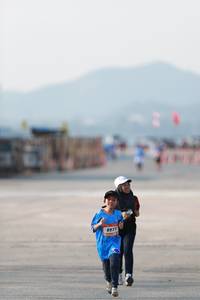 BIB: 8977
                            <button type="button" onclick="openModal(3460310)" class="btn btn-primary btn-sm float-right btn-popup" data-toggle="modal" data-target=".modal-high-quality">
                        <i class="fas fa-shopping-cart"></i> Add to Cart
                    </button>
                                            <button type="button" onclick="isThisMe(3460310, true)" class="btn btn-success btn-sm float-right btn-popup btn-isme hidden" data-toggle="tooltip" data-placement="bottom" title="นี่คือรูปของคุณใช่ไหม คลิกที่นี่เพื่อเอาเข้าอัลบั้ม">
                        <i class="fas fa-plus"></i> Add to album
                    </button>
                    <button type="button" onclick="isThisMe(3460310, false)" class="btn btn-warning btn-sm float-right btn-popup btn-isnotme hidden">
                        <i class="fas fa-ban"></i> Remove from album
                    </button>