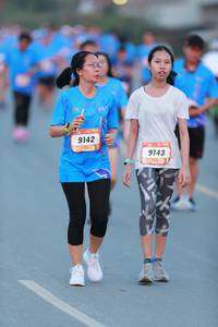 BIB: 9142, 9143
                            <button type="button" onclick="openModal(3465513)" class="btn btn-primary btn-sm float-right btn-popup" data-toggle="modal" data-target=".modal-high-quality">
                        <i class="fas fa-shopping-cart"></i> Add to Cart
                    </button>
                                            <button type="button" onclick="isThisMe(3465513, true)" class="btn btn-success btn-sm float-right btn-popup btn-isme hidden" data-toggle="tooltip" data-placement="bottom" title="นี่คือรูปของคุณใช่ไหม คลิกที่นี่เพื่อเอาเข้าอัลบั้ม">
                        <i class="fas fa-plus"></i> Add to album
                    </button>
                    <button type="button" onclick="isThisMe(3465513, false)" class="btn btn-warning btn-sm float-right btn-popup btn-isnotme hidden">
                        <i class="fas fa-ban"></i> Remove from album
                    </button>