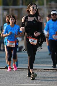 BIB: 9222, 8321
                            <button type="button" onclick="openModal(3459692)" class="btn btn-primary btn-sm float-right btn-popup" data-toggle="modal" data-target=".modal-high-quality">
                        <i class="fas fa-shopping-cart"></i> Add to Cart
                    </button>
                                            <button type="button" onclick="isThisMe(3459692, true)" class="btn btn-success btn-sm float-right btn-popup btn-isme hidden" data-toggle="tooltip" data-placement="bottom" title="นี่คือรูปของคุณใช่ไหม คลิกที่นี่เพื่อเอาเข้าอัลบั้ม">
                        <i class="fas fa-plus"></i> Add to album
                    </button>
                    <button type="button" onclick="isThisMe(3459692, false)" class="btn btn-warning btn-sm float-right btn-popup btn-isnotme hidden">
                        <i class="fas fa-ban"></i> Remove from album
                    </button>