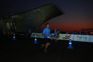 BIB: 6176
                            <button type="button" onclick="openModal(3131896)" class="btn btn-primary btn-sm float-right btn-popup" data-toggle="modal" data-target=".modal-high-quality">
                        <i class="fas fa-shopping-cart"></i> Add to Cart
                    </button>
                                            <button type="button" onclick="isThisMe(3131896, true)" class="btn btn-success btn-sm float-right btn-popup btn-isme hidden" data-toggle="tooltip" data-placement="bottom" title="นี่คือรูปของคุณใช่ไหม คลิกที่นี่เพื่อเอาเข้าอัลบั้ม">
                        <i class="fas fa-plus"></i> Add to album
                    </button>
                    <button type="button" onclick="isThisMe(3131896, false)" class="btn btn-warning btn-sm float-right btn-popup btn-isnotme hidden">
                        <i class="fas fa-ban"></i> Remove from album
                    </button>