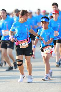 BIB: 8193, 8320
                            <button type="button" onclick="openModal(3112845)" class="btn btn-primary btn-sm float-right btn-popup" data-toggle="modal" data-target=".modal-high-quality">
                        <i class="fas fa-shopping-cart"></i> Add to Cart
                    </button>
                                            <button type="button" onclick="isThisMe(3112845, true)" class="btn btn-success btn-sm float-right btn-popup btn-isme hidden" data-toggle="tooltip" data-placement="bottom" title="นี่คือรูปของคุณใช่ไหม คลิกที่นี่เพื่อเอาเข้าอัลบั้ม">
                        <i class="fas fa-plus"></i> Add to album
                    </button>
                    <button type="button" onclick="isThisMe(3112845, false)" class="btn btn-warning btn-sm float-right btn-popup btn-isnotme hidden">
                        <i class="fas fa-ban"></i> Remove from album
                    </button>