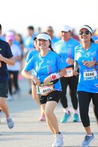 BIB: 6686, 8645
                            <button type="button" onclick="openModal(3113959)" class="btn btn-primary btn-sm float-right btn-popup" data-toggle="modal" data-target=".modal-high-quality">
                        <i class="fas fa-shopping-cart"></i> Add to Cart
                    </button>
                                            <button type="button" onclick="isThisMe(3113959, true)" class="btn btn-success btn-sm float-right btn-popup btn-isme hidden" data-toggle="tooltip" data-placement="bottom" title="นี่คือรูปของคุณใช่ไหม คลิกที่นี่เพื่อเอาเข้าอัลบั้ม">
                        <i class="fas fa-plus"></i> Add to album
                    </button>
                    <button type="button" onclick="isThisMe(3113959, false)" class="btn btn-warning btn-sm float-right btn-popup btn-isnotme hidden">
                        <i class="fas fa-ban"></i> Remove from album
                    </button>