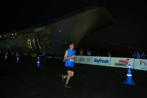 BIB: 6950
                            <button type="button" onclick="openModal(3133142)" class="btn btn-primary btn-sm float-right btn-popup" data-toggle="modal" data-target=".modal-high-quality">
                        <i class="fas fa-shopping-cart"></i> Add to Cart
                    </button>
                                            <button type="button" onclick="isThisMe(3133142, true)" class="btn btn-success btn-sm float-right btn-popup btn-isme hidden" data-toggle="tooltip" data-placement="bottom" title="นี่คือรูปของคุณใช่ไหม คลิกที่นี่เพื่อเอาเข้าอัลบั้ม">
                        <i class="fas fa-plus"></i> Add to album
                    </button>
                    <button type="button" onclick="isThisMe(3133142, false)" class="btn btn-warning btn-sm float-right btn-popup btn-isnotme hidden">
                        <i class="fas fa-ban"></i> Remove from album
                    </button>