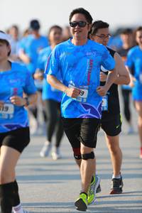 BIB: 7209
                            <button type="button" onclick="openModal(3109807)" class="btn btn-primary btn-sm float-right btn-popup" data-toggle="modal" data-target=".modal-high-quality">
                        <i class="fas fa-shopping-cart"></i> Add to Cart
                    </button>
                                            <button type="button" onclick="isThisMe(3109807, true)" class="btn btn-success btn-sm float-right btn-popup btn-isme hidden" data-toggle="tooltip" data-placement="bottom" title="นี่คือรูปของคุณใช่ไหม คลิกที่นี่เพื่อเอาเข้าอัลบั้ม">
                        <i class="fas fa-plus"></i> Add to album
                    </button>
                    <button type="button" onclick="isThisMe(3109807, false)" class="btn btn-warning btn-sm float-right btn-popup btn-isnotme hidden">
                        <i class="fas fa-ban"></i> Remove from album
                    </button>