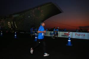 BIB: 6019
                            <button type="button" onclick="openModal(3131806)" class="btn btn-primary btn-sm float-right btn-popup" data-toggle="modal" data-target=".modal-high-quality">
                        <i class="fas fa-shopping-cart"></i> Add to Cart
                    </button>
                                            <button type="button" onclick="isThisMe(3131806, true)" class="btn btn-success btn-sm float-right btn-popup btn-isme hidden" data-toggle="tooltip" data-placement="bottom" title="นี่คือรูปของคุณใช่ไหม คลิกที่นี่เพื่อเอาเข้าอัลบั้ม">
                        <i class="fas fa-plus"></i> Add to album
                    </button>
                    <button type="button" onclick="isThisMe(3131806, false)" class="btn btn-warning btn-sm float-right btn-popup btn-isnotme hidden">
                        <i class="fas fa-ban"></i> Remove from album
                    </button>