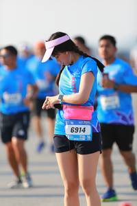 BIB: 6914
                            <button type="button" onclick="openModal(3109968)" class="btn btn-primary btn-sm float-right btn-popup" data-toggle="modal" data-target=".modal-high-quality">
                        <i class="fas fa-shopping-cart"></i> Add to Cart
                    </button>
                                            <button type="button" onclick="isThisMe(3109968, true)" class="btn btn-success btn-sm float-right btn-popup btn-isme hidden" data-toggle="tooltip" data-placement="bottom" title="นี่คือรูปของคุณใช่ไหม คลิกที่นี่เพื่อเอาเข้าอัลบั้ม">
                        <i class="fas fa-plus"></i> Add to album
                    </button>
                    <button type="button" onclick="isThisMe(3109968, false)" class="btn btn-warning btn-sm float-right btn-popup btn-isnotme hidden">
                        <i class="fas fa-ban"></i> Remove from album
                    </button>