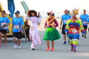 BIB: 9598, 367, 9224, 9367
                            <button type="button" onclick="openModal(3115706)" class="btn btn-primary btn-sm float-right btn-popup" data-toggle="modal" data-target=".modal-high-quality">
                        <i class="fas fa-shopping-cart"></i> Add to Cart
                    </button>
                                            <button type="button" onclick="isThisMe(3115706, true)" class="btn btn-success btn-sm float-right btn-popup btn-isme hidden" data-toggle="tooltip" data-placement="bottom" title="นี่คือรูปของคุณใช่ไหม คลิกที่นี่เพื่อเอาเข้าอัลบั้ม">
                        <i class="fas fa-plus"></i> Add to album
                    </button>
                    <button type="button" onclick="isThisMe(3115706, false)" class="btn btn-warning btn-sm float-right btn-popup btn-isnotme hidden">
                        <i class="fas fa-ban"></i> Remove from album
                    </button>