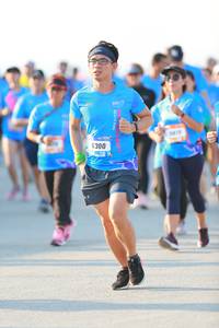 BIB: 6300
                            <button type="button" onclick="openModal(3113693)" class="btn btn-primary btn-sm float-right btn-popup" data-toggle="modal" data-target=".modal-high-quality">
                        <i class="fas fa-shopping-cart"></i> Add to Cart
                    </button>
                                            <button type="button" onclick="isThisMe(3113693, true)" class="btn btn-success btn-sm float-right btn-popup btn-isme hidden" data-toggle="tooltip" data-placement="bottom" title="นี่คือรูปของคุณใช่ไหม คลิกที่นี่เพื่อเอาเข้าอัลบั้ม">
                        <i class="fas fa-plus"></i> Add to album
                    </button>
                    <button type="button" onclick="isThisMe(3113693, false)" class="btn btn-warning btn-sm float-right btn-popup btn-isnotme hidden">
                        <i class="fas fa-ban"></i> Remove from album
                    </button>