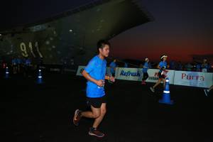 BIB: 7247
                            <button type="button" onclick="openModal(3132186)" class="btn btn-primary btn-sm float-right btn-popup" data-toggle="modal" data-target=".modal-high-quality">
                        <i class="fas fa-shopping-cart"></i> Add to Cart
                    </button>
                                            <button type="button" onclick="isThisMe(3132186, true)" class="btn btn-success btn-sm float-right btn-popup btn-isme hidden" data-toggle="tooltip" data-placement="bottom" title="นี่คือรูปของคุณใช่ไหม คลิกที่นี่เพื่อเอาเข้าอัลบั้ม">
                        <i class="fas fa-plus"></i> Add to album
                    </button>
                    <button type="button" onclick="isThisMe(3132186, false)" class="btn btn-warning btn-sm float-right btn-popup btn-isnotme hidden">
                        <i class="fas fa-ban"></i> Remove from album
                    </button>