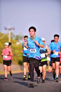 BIB: 6260
                            <button type="button" onclick="openModal(3097789)" class="btn btn-primary btn-sm float-right btn-popup" data-toggle="modal" data-target=".modal-high-quality">
                        <i class="fas fa-shopping-cart"></i> Add to Cart
                    </button>
                                            <button type="button" onclick="isThisMe(3097789, true)" class="btn btn-success btn-sm float-right btn-popup btn-isme hidden" data-toggle="tooltip" data-placement="bottom" title="นี่คือรูปของคุณใช่ไหม คลิกที่นี่เพื่อเอาเข้าอัลบั้ม">
                        <i class="fas fa-plus"></i> Add to album
                    </button>
                    <button type="button" onclick="isThisMe(3097789, false)" class="btn btn-warning btn-sm float-right btn-popup btn-isnotme hidden">
                        <i class="fas fa-ban"></i> Remove from album
                    </button>