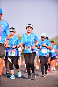 BIB: 6570, 906, 6503
                            <button type="button" onclick="openModal(3100399)" class="btn btn-primary btn-sm float-right btn-popup" data-toggle="modal" data-target=".modal-high-quality">
                        <i class="fas fa-shopping-cart"></i> Add to Cart
                    </button>
                                            <button type="button" onclick="isThisMe(3100399, true)" class="btn btn-success btn-sm float-right btn-popup btn-isme hidden" data-toggle="tooltip" data-placement="bottom" title="นี่คือรูปของคุณใช่ไหม คลิกที่นี่เพื่อเอาเข้าอัลบั้ม">
                        <i class="fas fa-plus"></i> Add to album
                    </button>
                    <button type="button" onclick="isThisMe(3100399, false)" class="btn btn-warning btn-sm float-right btn-popup btn-isnotme hidden">
                        <i class="fas fa-ban"></i> Remove from album
                    </button>