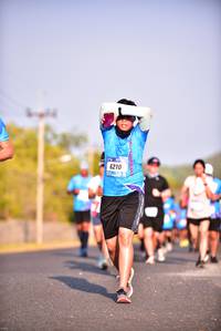 BIB: 210
                            <button type="button" onclick="openModal(3100112)" class="btn btn-primary btn-sm float-right btn-popup" data-toggle="modal" data-target=".modal-high-quality">
                        <i class="fas fa-shopping-cart"></i> Add to Cart
                    </button>
                                            <button type="button" onclick="isThisMe(3100112, true)" class="btn btn-success btn-sm float-right btn-popup btn-isme hidden" data-toggle="tooltip" data-placement="bottom" title="นี่คือรูปของคุณใช่ไหม คลิกที่นี่เพื่อเอาเข้าอัลบั้ม">
                        <i class="fas fa-plus"></i> Add to album
                    </button>
                    <button type="button" onclick="isThisMe(3100112, false)" class="btn btn-warning btn-sm float-right btn-popup btn-isnotme hidden">
                        <i class="fas fa-ban"></i> Remove from album
                    </button>