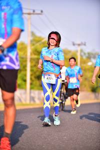 BIB: 6335
                            <button type="button" onclick="openModal(3101183)" class="btn btn-primary btn-sm float-right btn-popup" data-toggle="modal" data-target=".modal-high-quality">
                        <i class="fas fa-shopping-cart"></i> Add to Cart
                    </button>
                                            <button type="button" onclick="isThisMe(3101183, true)" class="btn btn-success btn-sm float-right btn-popup btn-isme hidden" data-toggle="tooltip" data-placement="bottom" title="นี่คือรูปของคุณใช่ไหม คลิกที่นี่เพื่อเอาเข้าอัลบั้ม">
                        <i class="fas fa-plus"></i> Add to album
                    </button>
                    <button type="button" onclick="isThisMe(3101183, false)" class="btn btn-warning btn-sm float-right btn-popup btn-isnotme hidden">
                        <i class="fas fa-ban"></i> Remove from album
                    </button>