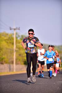 BIB: 6261
                            <button type="button" onclick="openModal(3097843)" class="btn btn-primary btn-sm float-right btn-popup" data-toggle="modal" data-target=".modal-high-quality">
                        <i class="fas fa-shopping-cart"></i> Add to Cart
                    </button>
                                            <button type="button" onclick="isThisMe(3097843, true)" class="btn btn-success btn-sm float-right btn-popup btn-isme hidden" data-toggle="tooltip" data-placement="bottom" title="นี่คือรูปของคุณใช่ไหม คลิกที่นี่เพื่อเอาเข้าอัลบั้ม">
                        <i class="fas fa-plus"></i> Add to album
                    </button>
                    <button type="button" onclick="isThisMe(3097843, false)" class="btn btn-warning btn-sm float-right btn-popup btn-isnotme hidden">
                        <i class="fas fa-ban"></i> Remove from album
                    </button>