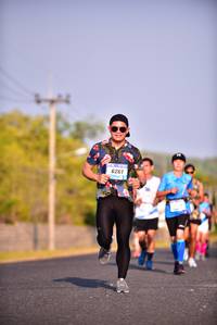 BIB: 6261
                            <button type="button" onclick="openModal(3097839)" class="btn btn-primary btn-sm float-right btn-popup" data-toggle="modal" data-target=".modal-high-quality">
                        <i class="fas fa-shopping-cart"></i> Add to Cart
                    </button>
                                            <button type="button" onclick="isThisMe(3097839, true)" class="btn btn-success btn-sm float-right btn-popup btn-isme hidden" data-toggle="tooltip" data-placement="bottom" title="นี่คือรูปของคุณใช่ไหม คลิกที่นี่เพื่อเอาเข้าอัลบั้ม">
                        <i class="fas fa-plus"></i> Add to album
                    </button>
                    <button type="button" onclick="isThisMe(3097839, false)" class="btn btn-warning btn-sm float-right btn-popup btn-isnotme hidden">
                        <i class="fas fa-ban"></i> Remove from album
                    </button>