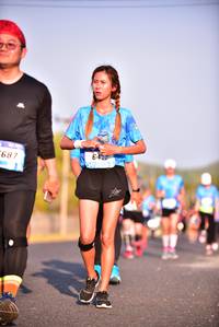 BIB: 687
                            <button type="button" onclick="openModal(3102496)" class="btn btn-primary btn-sm float-right btn-popup" data-toggle="modal" data-target=".modal-high-quality">
                        <i class="fas fa-shopping-cart"></i> Add to Cart
                    </button>
                                            <button type="button" onclick="isThisMe(3102496, true)" class="btn btn-success btn-sm float-right btn-popup btn-isme hidden" data-toggle="tooltip" data-placement="bottom" title="นี่คือรูปของคุณใช่ไหม คลิกที่นี่เพื่อเอาเข้าอัลบั้ม">
                        <i class="fas fa-plus"></i> Add to album
                    </button>
                    <button type="button" onclick="isThisMe(3102496, false)" class="btn btn-warning btn-sm float-right btn-popup btn-isnotme hidden">
                        <i class="fas fa-ban"></i> Remove from album
                    </button>