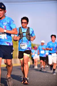 BIB: 6109
                            <button type="button" onclick="openModal(3098618)" class="btn btn-primary btn-sm float-right btn-popup" data-toggle="modal" data-target=".modal-high-quality">
                        <i class="fas fa-shopping-cart"></i> Add to Cart
                    </button>
                                            <button type="button" onclick="isThisMe(3098618, true)" class="btn btn-success btn-sm float-right btn-popup btn-isme hidden" data-toggle="tooltip" data-placement="bottom" title="นี่คือรูปของคุณใช่ไหม คลิกที่นี่เพื่อเอาเข้าอัลบั้ม">
                        <i class="fas fa-plus"></i> Add to album
                    </button>
                    <button type="button" onclick="isThisMe(3098618, false)" class="btn btn-warning btn-sm float-right btn-popup btn-isnotme hidden">
                        <i class="fas fa-ban"></i> Remove from album
                    </button>