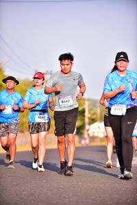 BIB: 6543, 6175, 6542
                            <button type="button" onclick="openModal(3102315)" class="btn btn-primary btn-sm float-right btn-popup" data-toggle="modal" data-target=".modal-high-quality">
                        <i class="fas fa-shopping-cart"></i> Add to Cart
                    </button>
                                            <button type="button" onclick="isThisMe(3102315, true)" class="btn btn-success btn-sm float-right btn-popup btn-isme hidden" data-toggle="tooltip" data-placement="bottom" title="นี่คือรูปของคุณใช่ไหม คลิกที่นี่เพื่อเอาเข้าอัลบั้ม">
                        <i class="fas fa-plus"></i> Add to album
                    </button>
                    <button type="button" onclick="isThisMe(3102315, false)" class="btn btn-warning btn-sm float-right btn-popup btn-isnotme hidden">
                        <i class="fas fa-ban"></i> Remove from album
                    </button>