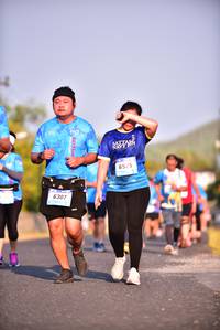 BIB: 6525, 6307
                            <button type="button" onclick="openModal(3101261)" class="btn btn-primary btn-sm float-right btn-popup" data-toggle="modal" data-target=".modal-high-quality">
                        <i class="fas fa-shopping-cart"></i> Add to Cart
                    </button>
                                            <button type="button" onclick="isThisMe(3101261, true)" class="btn btn-success btn-sm float-right btn-popup btn-isme hidden" data-toggle="tooltip" data-placement="bottom" title="นี่คือรูปของคุณใช่ไหม คลิกที่นี่เพื่อเอาเข้าอัลบั้ม">
                        <i class="fas fa-plus"></i> Add to album
                    </button>
                    <button type="button" onclick="isThisMe(3101261, false)" class="btn btn-warning btn-sm float-right btn-popup btn-isnotme hidden">
                        <i class="fas fa-ban"></i> Remove from album
                    </button>