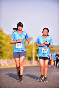 BIB: 6169, 6168
                            <button type="button" onclick="openModal(3102392)" class="btn btn-primary btn-sm float-right btn-popup" data-toggle="modal" data-target=".modal-high-quality">
                        <i class="fas fa-shopping-cart"></i> Add to Cart
                    </button>
                                            <button type="button" onclick="isThisMe(3102392, true)" class="btn btn-success btn-sm float-right btn-popup btn-isme hidden" data-toggle="tooltip" data-placement="bottom" title="นี่คือรูปของคุณใช่ไหม คลิกที่นี่เพื่อเอาเข้าอัลบั้ม">
                        <i class="fas fa-plus"></i> Add to album
                    </button>
                    <button type="button" onclick="isThisMe(3102392, false)" class="btn btn-warning btn-sm float-right btn-popup btn-isnotme hidden">
                        <i class="fas fa-ban"></i> Remove from album
                    </button>