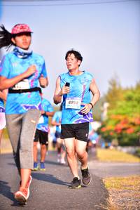 BIB: 6950
                            <button type="button" onclick="openModal(3099376)" class="btn btn-primary btn-sm float-right btn-popup" data-toggle="modal" data-target=".modal-high-quality">
                        <i class="fas fa-shopping-cart"></i> Add to Cart
                    </button>
                                            <button type="button" onclick="isThisMe(3099376, true)" class="btn btn-success btn-sm float-right btn-popup btn-isme hidden" data-toggle="tooltip" data-placement="bottom" title="นี่คือรูปของคุณใช่ไหม คลิกที่นี่เพื่อเอาเข้าอัลบั้ม">
                        <i class="fas fa-plus"></i> Add to album
                    </button>
                    <button type="button" onclick="isThisMe(3099376, false)" class="btn btn-warning btn-sm float-right btn-popup btn-isnotme hidden">
                        <i class="fas fa-ban"></i> Remove from album
                    </button>