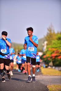 BIB: 6872, 6501
                            <button type="button" onclick="openModal(3098030)" class="btn btn-primary btn-sm float-right btn-popup" data-toggle="modal" data-target=".modal-high-quality">
                        <i class="fas fa-shopping-cart"></i> Add to Cart
                    </button>
                                            <button type="button" onclick="isThisMe(3098030, true)" class="btn btn-success btn-sm float-right btn-popup btn-isme hidden" data-toggle="tooltip" data-placement="bottom" title="นี่คือรูปของคุณใช่ไหม คลิกที่นี่เพื่อเอาเข้าอัลบั้ม">
                        <i class="fas fa-plus"></i> Add to album
                    </button>
                    <button type="button" onclick="isThisMe(3098030, false)" class="btn btn-warning btn-sm float-right btn-popup btn-isnotme hidden">
                        <i class="fas fa-ban"></i> Remove from album
                    </button>