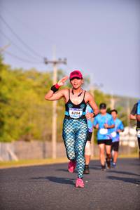 BIB: 6204
                            <button type="button" onclick="openModal(3099017)" class="btn btn-primary btn-sm float-right btn-popup" data-toggle="modal" data-target=".modal-high-quality">
                        <i class="fas fa-shopping-cart"></i> Add to Cart
                    </button>
                                            <button type="button" onclick="isThisMe(3099017, true)" class="btn btn-success btn-sm float-right btn-popup btn-isme hidden" data-toggle="tooltip" data-placement="bottom" title="นี่คือรูปของคุณใช่ไหม คลิกที่นี่เพื่อเอาเข้าอัลบั้ม">
                        <i class="fas fa-plus"></i> Add to album
                    </button>
                    <button type="button" onclick="isThisMe(3099017, false)" class="btn btn-warning btn-sm float-right btn-popup btn-isnotme hidden">
                        <i class="fas fa-ban"></i> Remove from album
                    </button>