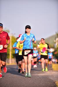 BIB: 907
                            <button type="button" onclick="openModal(3106240)" class="btn btn-primary btn-sm float-right btn-popup" data-toggle="modal" data-target=".modal-high-quality">
                        <i class="fas fa-shopping-cart"></i> Add to Cart
                    </button>
                                            <button type="button" onclick="isThisMe(3106240, true)" class="btn btn-success btn-sm float-right btn-popup btn-isme hidden" data-toggle="tooltip" data-placement="bottom" title="นี่คือรูปของคุณใช่ไหม คลิกที่นี่เพื่อเอาเข้าอัลบั้ม">
                        <i class="fas fa-plus"></i> Add to album
                    </button>
                    <button type="button" onclick="isThisMe(3106240, false)" class="btn btn-warning btn-sm float-right btn-popup btn-isnotme hidden">
                        <i class="fas fa-ban"></i> Remove from album
                    </button>