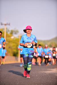 BIB: 995
                            <button type="button" onclick="openModal(3106432)" class="btn btn-primary btn-sm float-right btn-popup" data-toggle="modal" data-target=".modal-high-quality">
                        <i class="fas fa-shopping-cart"></i> Add to Cart
                    </button>
                                            <button type="button" onclick="isThisMe(3106432, true)" class="btn btn-success btn-sm float-right btn-popup btn-isme hidden" data-toggle="tooltip" data-placement="bottom" title="นี่คือรูปของคุณใช่ไหม คลิกที่นี่เพื่อเอาเข้าอัลบั้ม">
                        <i class="fas fa-plus"></i> Add to album
                    </button>
                    <button type="button" onclick="isThisMe(3106432, false)" class="btn btn-warning btn-sm float-right btn-popup btn-isnotme hidden">
                        <i class="fas fa-ban"></i> Remove from album
                    </button>