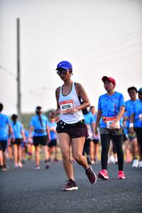 BIB: 8376
                            <button type="button" onclick="openModal(3118340)" class="btn btn-primary btn-sm float-right btn-popup" data-toggle="modal" data-target=".modal-high-quality">
                        <i class="fas fa-shopping-cart"></i> Add to Cart
                    </button>
                                            <button type="button" onclick="isThisMe(3118340, true)" class="btn btn-success btn-sm float-right btn-popup btn-isme hidden" data-toggle="tooltip" data-placement="bottom" title="นี่คือรูปของคุณใช่ไหม คลิกที่นี่เพื่อเอาเข้าอัลบั้ม">
                        <i class="fas fa-plus"></i> Add to album
                    </button>
                    <button type="button" onclick="isThisMe(3118340, false)" class="btn btn-warning btn-sm float-right btn-popup btn-isnotme hidden">
                        <i class="fas fa-ban"></i> Remove from album
                    </button>