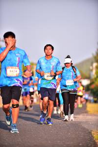 BIB: 9423, 9903
                            <button type="button" onclick="openModal(3106183)" class="btn btn-primary btn-sm float-right btn-popup" data-toggle="modal" data-target=".modal-high-quality">
                        <i class="fas fa-shopping-cart"></i> Add to Cart
                    </button>
                                            <button type="button" onclick="isThisMe(3106183, true)" class="btn btn-success btn-sm float-right btn-popup btn-isme hidden" data-toggle="tooltip" data-placement="bottom" title="นี่คือรูปของคุณใช่ไหม คลิกที่นี่เพื่อเอาเข้าอัลบั้ม">
                        <i class="fas fa-plus"></i> Add to album
                    </button>
                    <button type="button" onclick="isThisMe(3106183, false)" class="btn btn-warning btn-sm float-right btn-popup btn-isnotme hidden">
                        <i class="fas fa-ban"></i> Remove from album
                    </button>