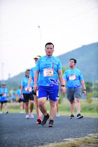 BIB: 9226
                            <button type="button" onclick="openModal(3118827)" class="btn btn-primary btn-sm float-right btn-popup" data-toggle="modal" data-target=".modal-high-quality">
                        <i class="fas fa-shopping-cart"></i> Add to Cart
                    </button>
                                            <button type="button" onclick="isThisMe(3118827, true)" class="btn btn-success btn-sm float-right btn-popup btn-isme hidden" data-toggle="tooltip" data-placement="bottom" title="นี่คือรูปของคุณใช่ไหม คลิกที่นี่เพื่อเอาเข้าอัลบั้ม">
                        <i class="fas fa-plus"></i> Add to album
                    </button>
                    <button type="button" onclick="isThisMe(3118827, false)" class="btn btn-warning btn-sm float-right btn-popup btn-isnotme hidden">
                        <i class="fas fa-ban"></i> Remove from album
                    </button>