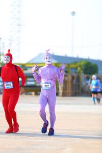 BIB: 6790, 807
                            <button type="button" onclick="openModal(3107036)" class="btn btn-primary btn-sm float-right btn-popup" data-toggle="modal" data-target=".modal-high-quality">
                        <i class="fas fa-shopping-cart"></i> Add to Cart
                    </button>
                                            <button type="button" onclick="isThisMe(3107036, true)" class="btn btn-success btn-sm float-right btn-popup btn-isme hidden" data-toggle="tooltip" data-placement="bottom" title="นี่คือรูปของคุณใช่ไหม คลิกที่นี่เพื่อเอาเข้าอัลบั้ม">
                        <i class="fas fa-plus"></i> Add to album
                    </button>
                    <button type="button" onclick="isThisMe(3107036, false)" class="btn btn-warning btn-sm float-right btn-popup btn-isnotme hidden">
                        <i class="fas fa-ban"></i> Remove from album
                    </button>