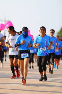 BIB: 106, 6246, 6059
                            <button type="button" onclick="openModal(3102938)" class="btn btn-primary btn-sm float-right btn-popup" data-toggle="modal" data-target=".modal-high-quality">
                        <i class="fas fa-shopping-cart"></i> Add to Cart
                    </button>
                                            <button type="button" onclick="isThisMe(3102938, true)" class="btn btn-success btn-sm float-right btn-popup btn-isme hidden" data-toggle="tooltip" data-placement="bottom" title="นี่คือรูปของคุณใช่ไหม คลิกที่นี่เพื่อเอาเข้าอัลบั้ม">
                        <i class="fas fa-plus"></i> Add to album
                    </button>
                    <button type="button" onclick="isThisMe(3102938, false)" class="btn btn-warning btn-sm float-right btn-popup btn-isnotme hidden">
                        <i class="fas fa-ban"></i> Remove from album
                    </button>