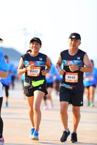 BIB: 042, 8040
                            <button type="button" onclick="openModal(3108291)" class="btn btn-primary btn-sm float-right btn-popup" data-toggle="modal" data-target=".modal-high-quality">
                        <i class="fas fa-shopping-cart"></i> Add to Cart
                    </button>
                                            <button type="button" onclick="isThisMe(3108291, true)" class="btn btn-success btn-sm float-right btn-popup btn-isme hidden" data-toggle="tooltip" data-placement="bottom" title="นี่คือรูปของคุณใช่ไหม คลิกที่นี่เพื่อเอาเข้าอัลบั้ม">
                        <i class="fas fa-plus"></i> Add to album
                    </button>
                    <button type="button" onclick="isThisMe(3108291, false)" class="btn btn-warning btn-sm float-right btn-popup btn-isnotme hidden">
                        <i class="fas fa-ban"></i> Remove from album
                    </button>