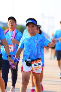 BIB: 8320
                            <button type="button" onclick="openModal(3109034)" class="btn btn-primary btn-sm float-right btn-popup" data-toggle="modal" data-target=".modal-high-quality">
                        <i class="fas fa-shopping-cart"></i> Add to Cart
                    </button>
                                            <button type="button" onclick="isThisMe(3109034, true)" class="btn btn-success btn-sm float-right btn-popup btn-isme hidden" data-toggle="tooltip" data-placement="bottom" title="นี่คือรูปของคุณใช่ไหม คลิกที่นี่เพื่อเอาเข้าอัลบั้ม">
                        <i class="fas fa-plus"></i> Add to album
                    </button>
                    <button type="button" onclick="isThisMe(3109034, false)" class="btn btn-warning btn-sm float-right btn-popup btn-isnotme hidden">
                        <i class="fas fa-ban"></i> Remove from album
                    </button>