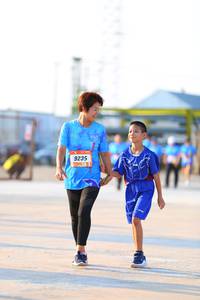 BIB: 9235
                            <button type="button" onclick="openModal(3109785)" class="btn btn-primary btn-sm float-right btn-popup" data-toggle="modal" data-target=".modal-high-quality">
                        <i class="fas fa-shopping-cart"></i> Add to Cart
                    </button>
                                            <button type="button" onclick="isThisMe(3109785, true)" class="btn btn-success btn-sm float-right btn-popup btn-isme hidden" data-toggle="tooltip" data-placement="bottom" title="นี่คือรูปของคุณใช่ไหม คลิกที่นี่เพื่อเอาเข้าอัลบั้ม">
                        <i class="fas fa-plus"></i> Add to album
                    </button>
                    <button type="button" onclick="isThisMe(3109785, false)" class="btn btn-warning btn-sm float-right btn-popup btn-isnotme hidden">
                        <i class="fas fa-ban"></i> Remove from album
                    </button>