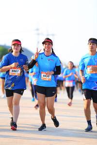 BIB: 8867
                            <button type="button" onclick="openModal(3108819)" class="btn btn-primary btn-sm float-right btn-popup" data-toggle="modal" data-target=".modal-high-quality">
                        <i class="fas fa-shopping-cart"></i> Add to Cart
                    </button>
                                            <button type="button" onclick="isThisMe(3108819, true)" class="btn btn-success btn-sm float-right btn-popup btn-isme hidden" data-toggle="tooltip" data-placement="bottom" title="นี่คือรูปของคุณใช่ไหม คลิกที่นี่เพื่อเอาเข้าอัลบั้ม">
                        <i class="fas fa-plus"></i> Add to album
                    </button>
                    <button type="button" onclick="isThisMe(3108819, false)" class="btn btn-warning btn-sm float-right btn-popup btn-isnotme hidden">
                        <i class="fas fa-ban"></i> Remove from album
                    </button>