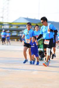 BIB: 804, 048
                            <button type="button" onclick="openModal(3109590)" class="btn btn-primary btn-sm float-right btn-popup" data-toggle="modal" data-target=".modal-high-quality">
                        <i class="fas fa-shopping-cart"></i> Add to Cart
                    </button>
                                            <button type="button" onclick="isThisMe(3109590, true)" class="btn btn-success btn-sm float-right btn-popup btn-isme hidden" data-toggle="tooltip" data-placement="bottom" title="นี่คือรูปของคุณใช่ไหม คลิกที่นี่เพื่อเอาเข้าอัลบั้ม">
                        <i class="fas fa-plus"></i> Add to album
                    </button>
                    <button type="button" onclick="isThisMe(3109590, false)" class="btn btn-warning btn-sm float-right btn-popup btn-isnotme hidden">
                        <i class="fas fa-ban"></i> Remove from album
                    </button>