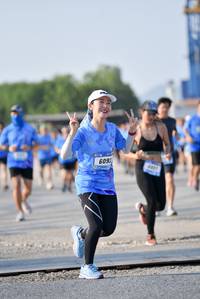 BIB: 
                            <button type="button" onclick="openModal(3201673)" class="btn btn-primary btn-sm float-right btn-popup" data-toggle="modal" data-target=".modal-high-quality">
                        <i class="fas fa-shopping-cart"></i> Add to Cart
                    </button>
                                            <button type="button" onclick="isThisMe(3201673, true)" class="btn btn-success btn-sm float-right btn-popup btn-isme hidden" data-toggle="tooltip" data-placement="bottom" title="นี่คือรูปของคุณใช่ไหม คลิกที่นี่เพื่อเอาเข้าอัลบั้ม">
                        <i class="fas fa-plus"></i> Add to album
                    </button>
                    <button type="button" onclick="isThisMe(3201673, false)" class="btn btn-warning btn-sm float-right btn-popup btn-isnotme hidden">
                        <i class="fas fa-ban"></i> Remove from album
                    </button>