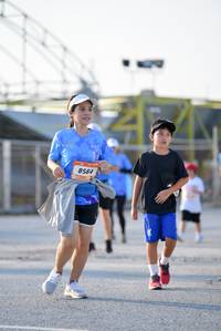 BIB: 8564
                            <button type="button" onclick="openModal(3209008)" class="btn btn-primary btn-sm float-right btn-popup" data-toggle="modal" data-target=".modal-high-quality">
                        <i class="fas fa-shopping-cart"></i> Add to Cart
                    </button>
                                            <button type="button" onclick="isThisMe(3209008, true)" class="btn btn-success btn-sm float-right btn-popup btn-isme hidden" data-toggle="tooltip" data-placement="bottom" title="นี่คือรูปของคุณใช่ไหม คลิกที่นี่เพื่อเอาเข้าอัลบั้ม">
                        <i class="fas fa-plus"></i> Add to album
                    </button>
                    <button type="button" onclick="isThisMe(3209008, false)" class="btn btn-warning btn-sm float-right btn-popup btn-isnotme hidden">
                        <i class="fas fa-ban"></i> Remove from album
                    </button>