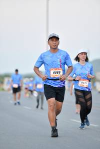 BIB: 8989, 8671
                            <button type="button" onclick="openModal(3237449)" class="btn btn-primary btn-sm float-right btn-popup" data-toggle="modal" data-target=".modal-high-quality">
                        <i class="fas fa-shopping-cart"></i> Add to Cart
                    </button>
                                            <button type="button" onclick="isThisMe(3237449, true)" class="btn btn-success btn-sm float-right btn-popup btn-isme hidden" data-toggle="tooltip" data-placement="bottom" title="นี่คือรูปของคุณใช่ไหม คลิกที่นี่เพื่อเอาเข้าอัลบั้ม">
                        <i class="fas fa-plus"></i> Add to album
                    </button>
                    <button type="button" onclick="isThisMe(3237449, false)" class="btn btn-warning btn-sm float-right btn-popup btn-isnotme hidden">
                        <i class="fas fa-ban"></i> Remove from album
                    </button>