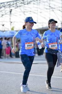 BIB: 8165, 8861
                            <button type="button" onclick="openModal(3208690)" class="btn btn-primary btn-sm float-right btn-popup" data-toggle="modal" data-target=".modal-high-quality">
                        <i class="fas fa-shopping-cart"></i> Add to Cart
                    </button>
                                            <button type="button" onclick="isThisMe(3208690, true)" class="btn btn-success btn-sm float-right btn-popup btn-isme hidden" data-toggle="tooltip" data-placement="bottom" title="นี่คือรูปของคุณใช่ไหม คลิกที่นี่เพื่อเอาเข้าอัลบั้ม">
                        <i class="fas fa-plus"></i> Add to album
                    </button>
                    <button type="button" onclick="isThisMe(3208690, false)" class="btn btn-warning btn-sm float-right btn-popup btn-isnotme hidden">
                        <i class="fas fa-ban"></i> Remove from album
                    </button>