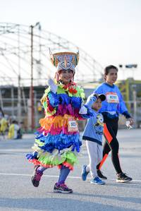 BIB: 8291, 922
                            <button type="button" onclick="openModal(3210159)" class="btn btn-primary btn-sm float-right btn-popup" data-toggle="modal" data-target=".modal-high-quality">
                        <i class="fas fa-shopping-cart"></i> Add to Cart
                    </button>
                                            <button type="button" onclick="isThisMe(3210159, true)" class="btn btn-success btn-sm float-right btn-popup btn-isme hidden" data-toggle="tooltip" data-placement="bottom" title="นี่คือรูปของคุณใช่ไหม คลิกที่นี่เพื่อเอาเข้าอัลบั้ม">
                        <i class="fas fa-plus"></i> Add to album
                    </button>
                    <button type="button" onclick="isThisMe(3210159, false)" class="btn btn-warning btn-sm float-right btn-popup btn-isnotme hidden">
                        <i class="fas fa-ban"></i> Remove from album
                    </button>