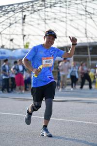 BIB: 9185
                            <button type="button" onclick="openModal(3208600)" class="btn btn-primary btn-sm float-right btn-popup" data-toggle="modal" data-target=".modal-high-quality">
                        <i class="fas fa-shopping-cart"></i> Add to Cart
                    </button>
                                            <button type="button" onclick="isThisMe(3208600, true)" class="btn btn-success btn-sm float-right btn-popup btn-isme hidden" data-toggle="tooltip" data-placement="bottom" title="นี่คือรูปของคุณใช่ไหม คลิกที่นี่เพื่อเอาเข้าอัลบั้ม">
                        <i class="fas fa-plus"></i> Add to album
                    </button>
                    <button type="button" onclick="isThisMe(3208600, false)" class="btn btn-warning btn-sm float-right btn-popup btn-isnotme hidden">
                        <i class="fas fa-ban"></i> Remove from album
                    </button>